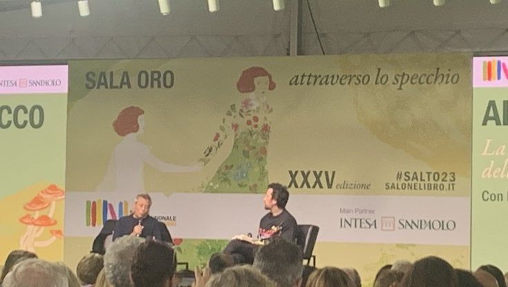  Alessandro Baricco al Salone del libro: "Ecco il mio western metafisico. Creare mondi è faticoso, lo era anche prima della malattia"