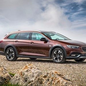 Opel Insignia Country Tourer, fascino off-road