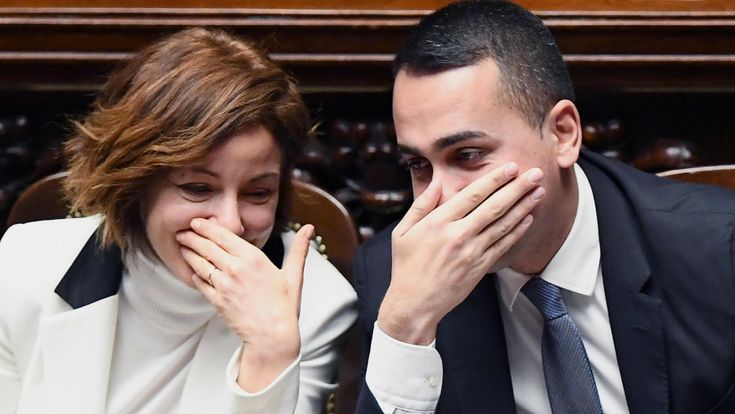 M5s, l‘emorragia continua: vanno via altri due senatori. La maggioranza è più debole