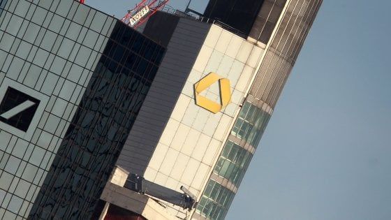 Deutsche Bank-Commerzbank, stop alle nozze che voleva la politica