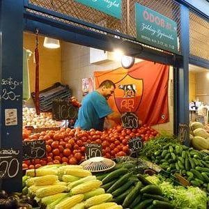 Roma, scarse condizioni igieniche: chiuso il mercato di piazza Vittorio