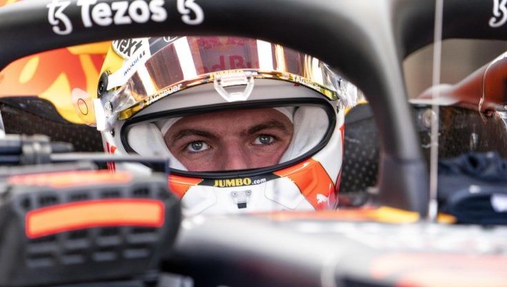 F1, Gp Usa; scintille tra Verstappen e Hamilton nelle libere. E l'olandese mostra il dito medio