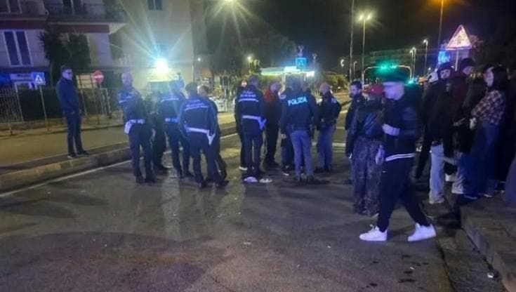 Fuorigrotta, dopo la 14enne travolta: più controlli e dissuasori per fermare gare di auto e scooter
