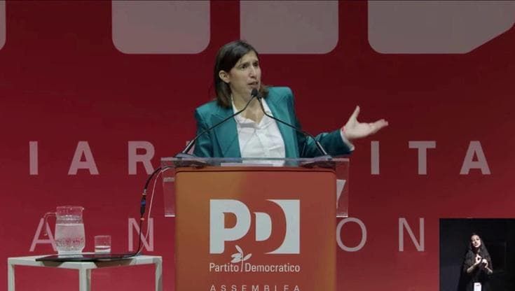 Ps, Schlein: "Io di sinistra, donna, 40enne, non 'conforme' mi candido a fare la premier. Ovvio che non ci vogliano"
