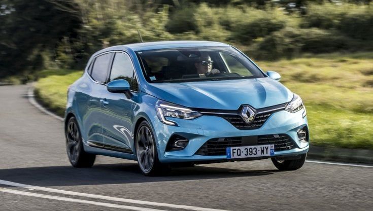 Clio Hybrid, il fascino dell'elettrico