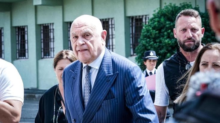 Toghe | Le visite in carcere di ministro e parlamentari di maggioranza, pubblicità ingannevole dopo il decreto vergogna