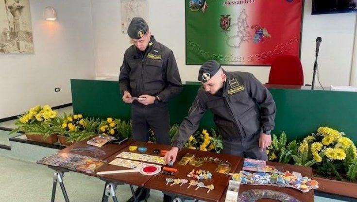 Taroccavano le carte dei Pokemon, la finanza gli sequestra prodotti per mezzo milione di euro