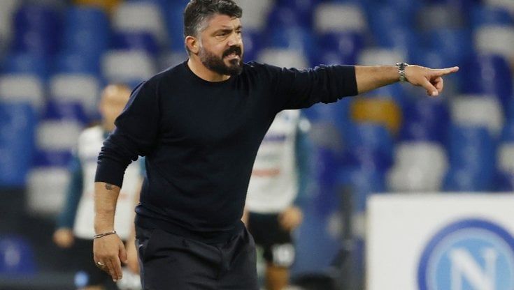 Napoli, tutti con Gattuso: la goleada alla Roma spazza via le polemiche  