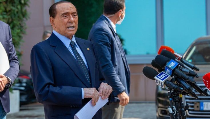 Processo Ruby ter, rinviato processo a Siena. Berlusconi è accusato di corruzione in atti giudiziari
