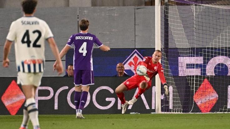 Fiorentina e Atalanta si annoiano e annoiano: 1-1 senza emozioni. Viola contestati con cori e striscioni