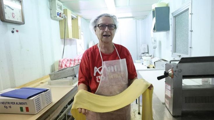 La crisi morde, occhio al budget sulle tavole alla Festa dell’Unità: “Nei ristoranti si mangia meno”