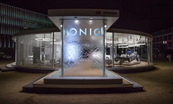 Hyundai Ioniq, il tour sbarca a Milano