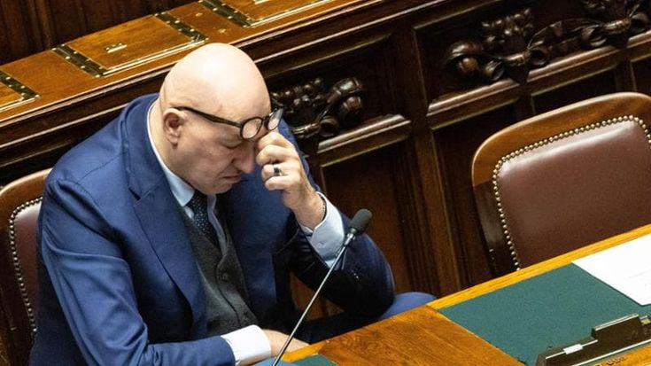 Se la politica resta indietro alla Storia