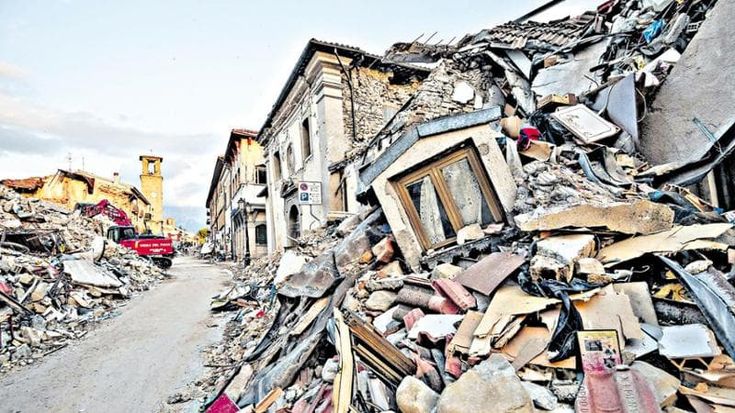 Ritorno ad Amatrice, la ferita di quella notte che non è stata curata