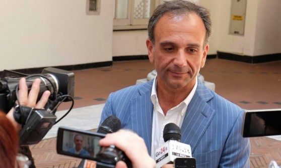 Primarie Pd, Berruti si ritira: "Peccato, ma contribuir&ograve; alla campagna"
