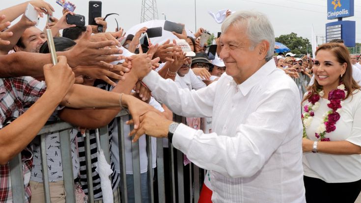 López Obrador, il Messia tropicale che conquisterà il Messico