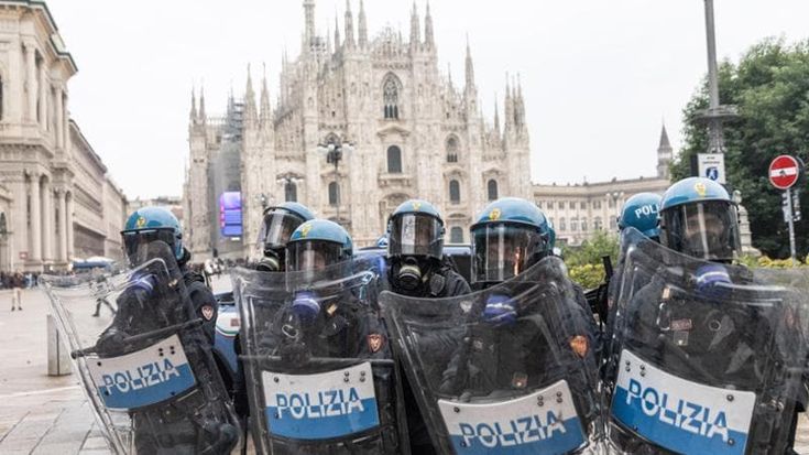 Milano si blinda contro i raid, rafforzati i controlli al Duomo. Sala: “D’accordo sui soldati”