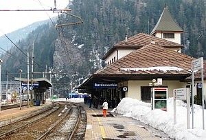 Esalazioni tossiche dal merci,<br />evacuata la stazione di Bardonecchia