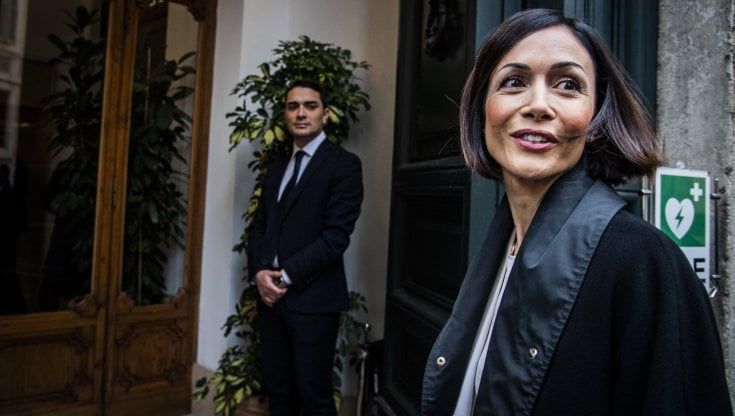 Mara Carfagna nuova ministra per il Sud: dalla folgorazione per Berlusconi al governo da antisovranista