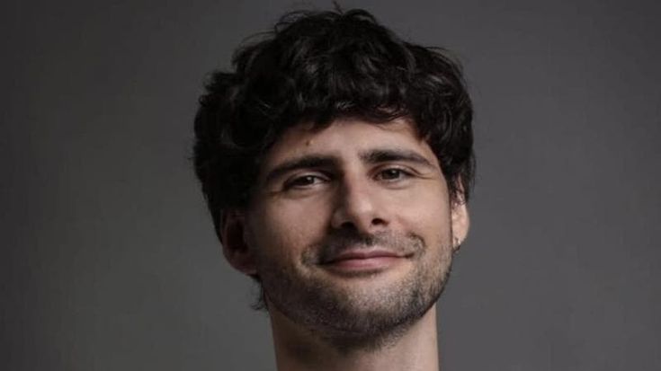 Giulio Armeni, il memer star dei social: “I miei sono romanzi per immagini”