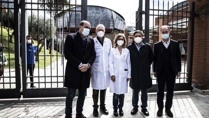 Vaccini, Zingaretti: "Allo Spallanzani ok a sperimentazione Sputnik sulle varianti".  Via al  il pass vaccinale