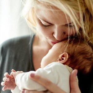 Mamme e lavoro, ancora molte ombre nella fotografia italiana