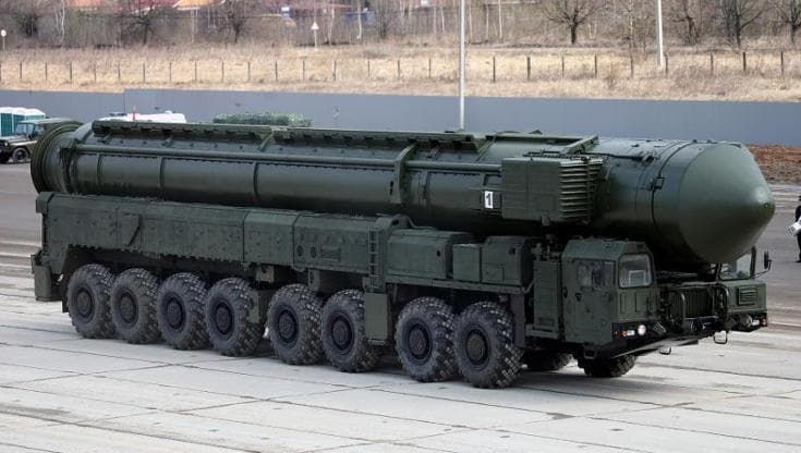 Le peggiori tentazioni di chi ha la bomba