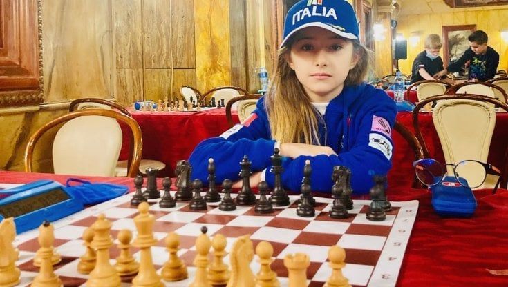 Clio Alessi, regina degli scacchi a soli otto anni