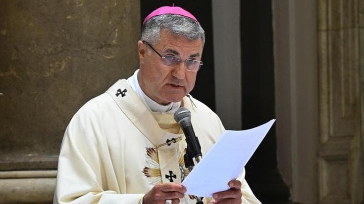 L’arcivescovo Lorefice s’infortuna, cancellate visite e messe
