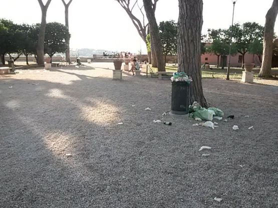 Degrado a Roma, le foto dei lettori / 4