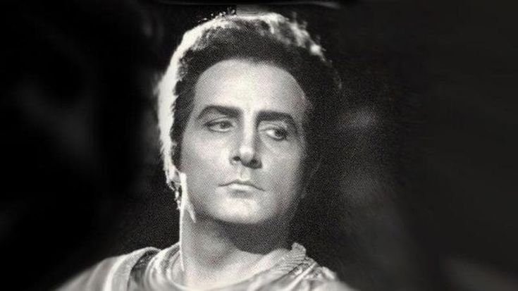 Lando Bartolini, morto il cantante lirico che amava Verdi e Puccini: il debutto in Italia con Luca Ronconi