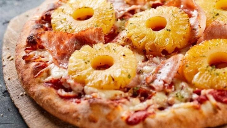 Al Festival di Sanremo la pizza con l’ananas è una questione politica