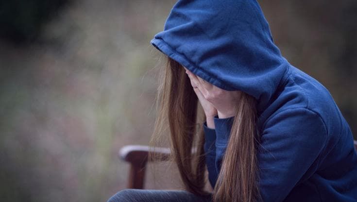 La fragilità dei giovani è lo specchio di quella di noi adulti