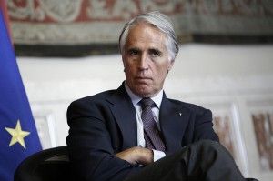 L'ironia di Malag&ograve;:"Spero<br />non ci siano altri parenti..."