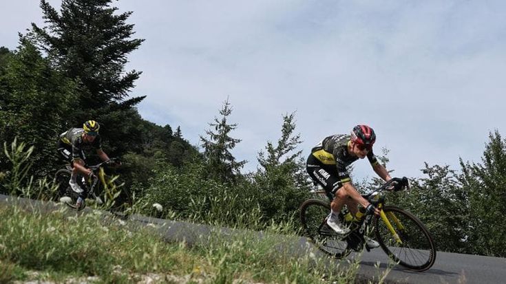 Vingegaard: “Il test antidoping notturno non ha inciso, la caduta forse per l’errore di una moto”