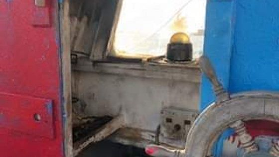 Torre a Mare, attentato incendiario contro la barca di un pescatore: "Sconvolti, ora una telecamera"