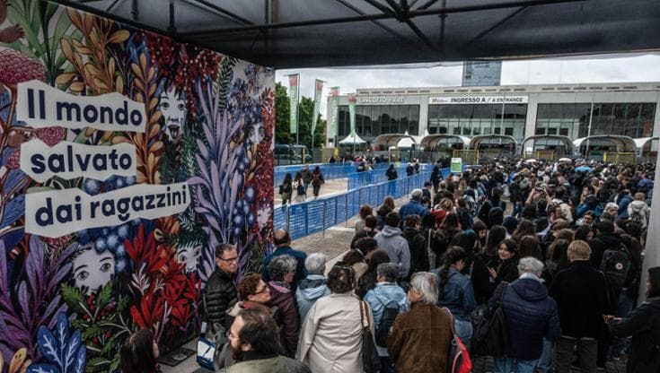 Auci, Ammaniti e il romance: i libri più letti nei primi mesi del 2026