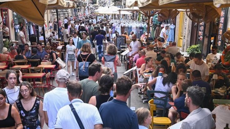 Nuove isole pedonali dal centro alla periferia, via libera della giunta