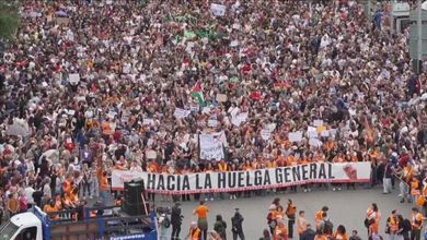 Madrid, folla alla manifestazione per il diritto alla casa: "Verso lo sciopero generale"