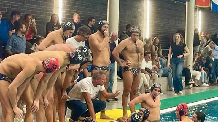 Posillipo, buona la prima in Europa: Paok superato 15-12 all’esordio nel girone di Conference Cup