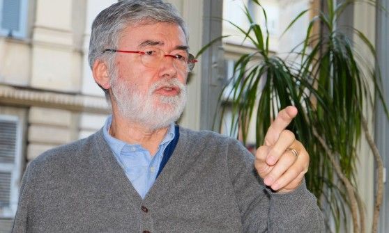 Primarie Pd, l'accusa di Cofferati : "intromissioni del centrodestra, si pronunci il partito"