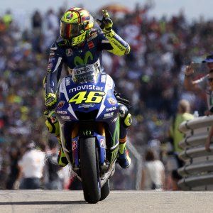 MotoGp, Rossi sfida Lorenzo: "A Motegi vietato sbagliare, momento cruciale della stagione"