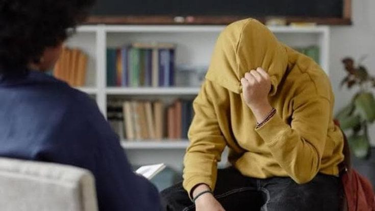 Salute mentale, 7 giovani su 10 con disagi psichici: detenuti, obesi e chi vive nell’incubo di Gaza