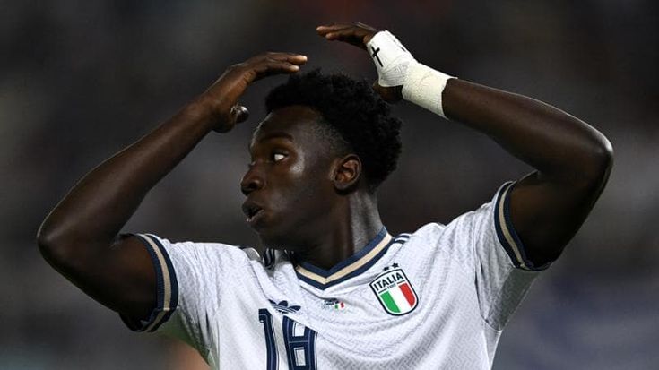 Juventus multata dall’Uefa. Dal Genoa arriva Ekhator
