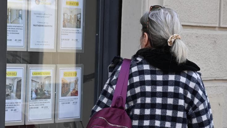 Caro affitti, la mappa dei rincari: a Firenze il record italiano