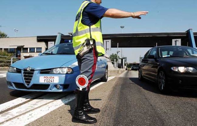No alla depenalizzazione della guida senza patente