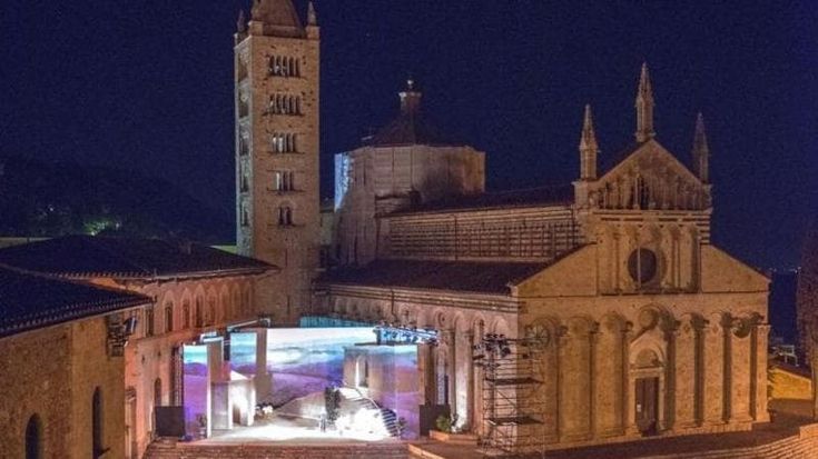 Musica sotto le stelle con Verdi e Puccini: torna Lirica in piazza