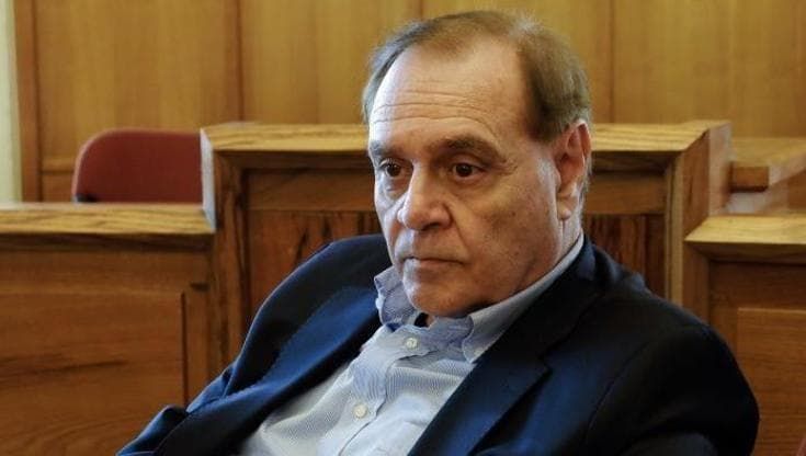 Mazzette a Benevento, Mastella: "Santamaria non era mio capo di gabinetto". Sul sito del Comune sì