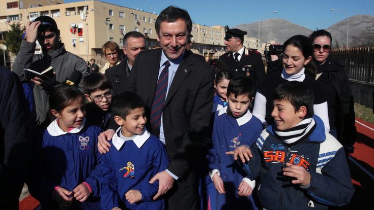 L’ex ministro Profumo: "Scuola dimenticata dalla ripartenza, prepariamo i docenti alla sfida del futuro"