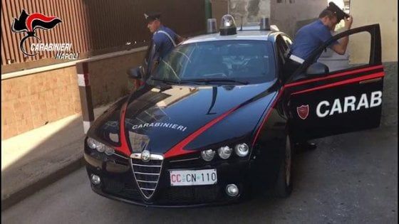 Torre Annunziata, spara allo zio per vendicare padre boss tradito dalla madre